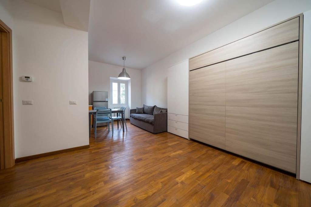 My House&Apartments Agrate Brianza Buitenkant foto